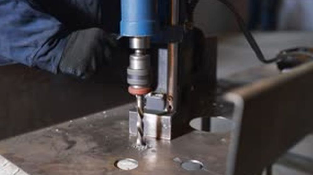 gebruik metaalboor werken