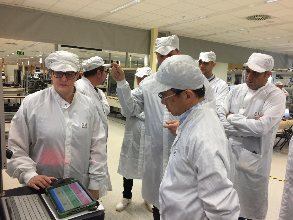 Het digitale (gebaseerd op basis van diverse jobs) en de mens zijn sterk verbonden bij AW Europe