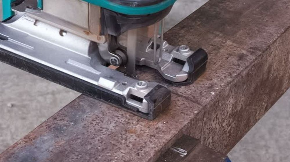 decoupeerzaag tronçonner métal