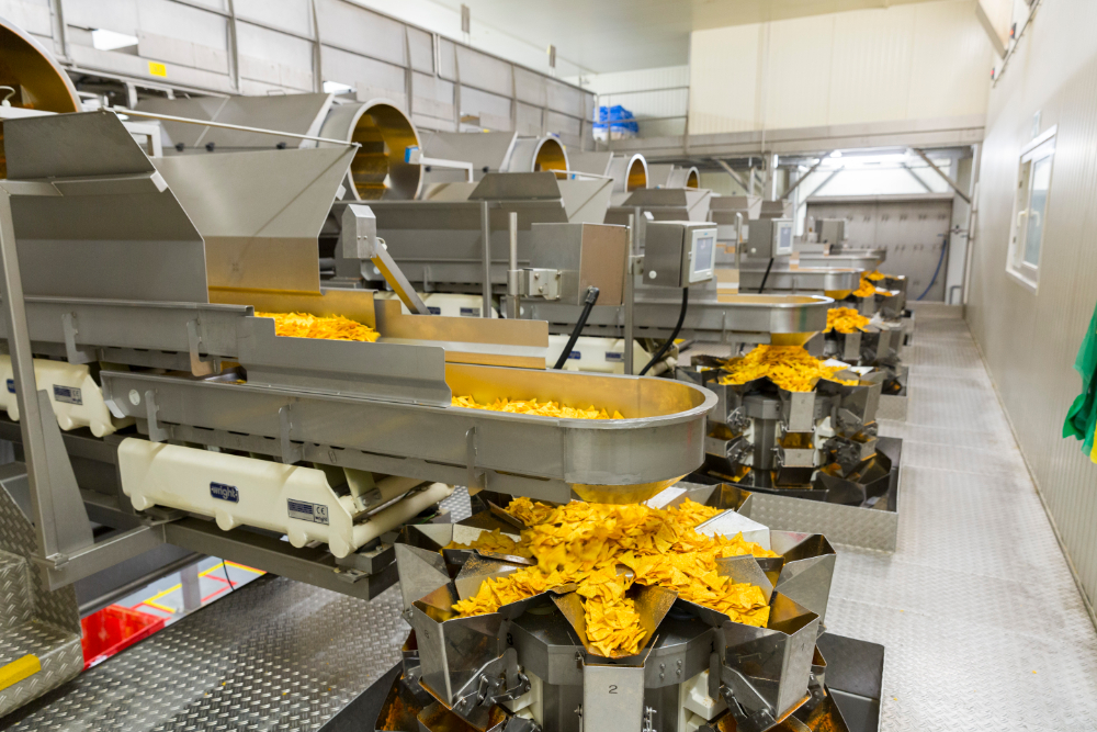 Lors de la modernisation de la ligne de production de chips, un système de commande de sécurité global avec PNOZmulti 2 a été utilisé