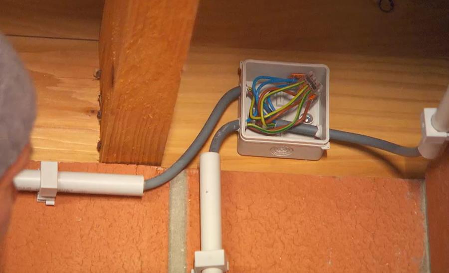 voorbeeld aftakdoos