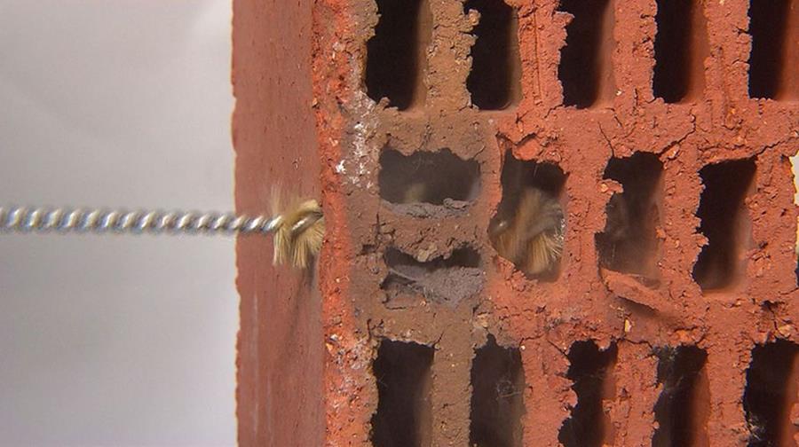 Chemisch anker plaatsen, begint ook