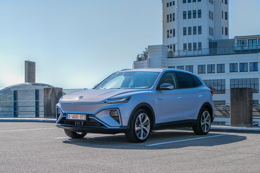 Rijtest MG Marvel R Performance AWD: Geslaagde sprong