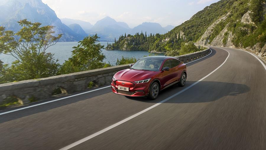 Rijtest Ford Mustang Mach-E AWD Extended Range: Elektrisch rijplezier à la Mustang