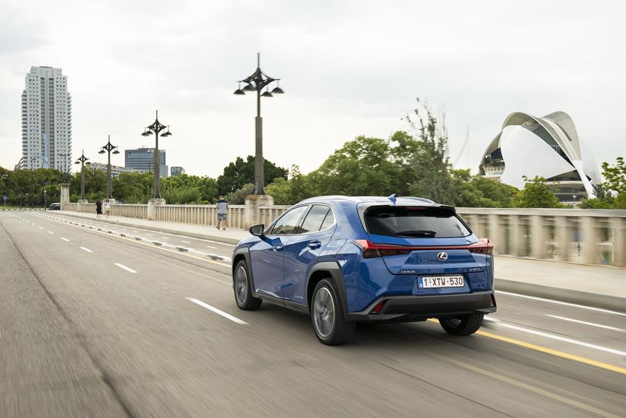 Rijtest Lexus UX300e: Met aparte elektro-invulling