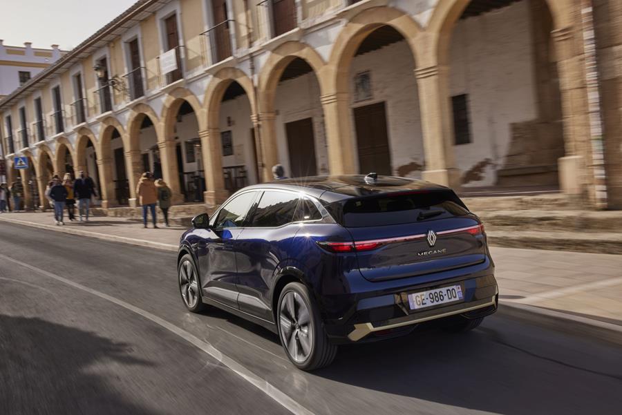 Rijtest Renault Mégane E-TECH Electric EV60: Voorbeeldig zuinig met de opgeslagen energie