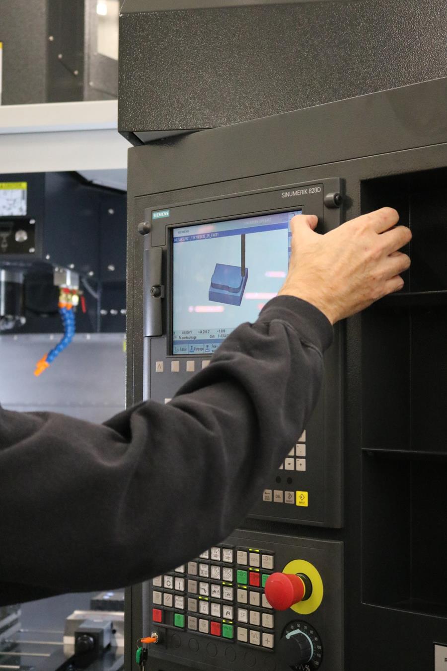 Siemens sturing op Leadwell V-32AF