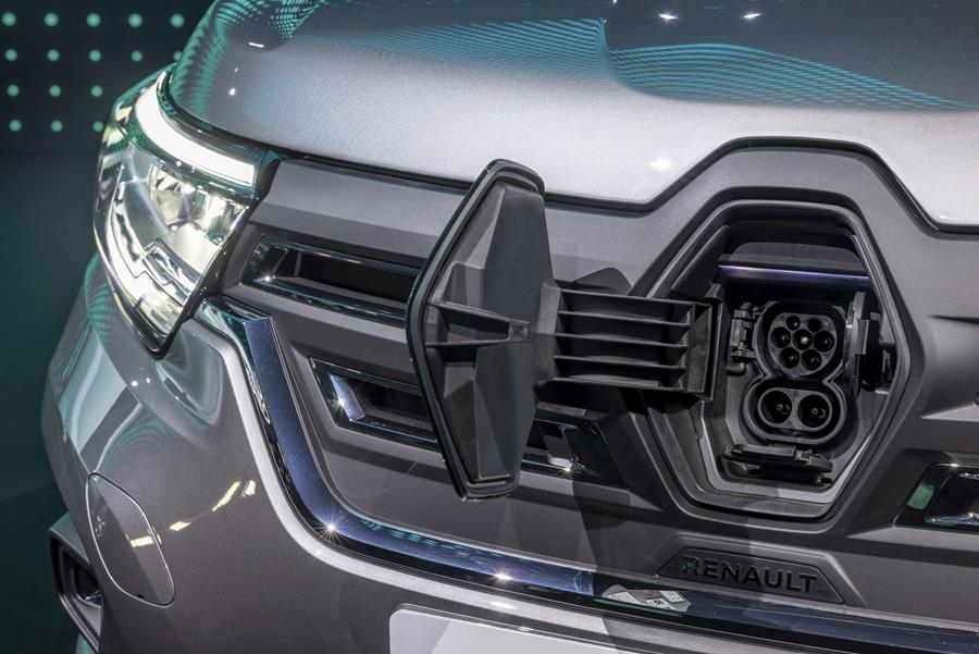 Rijtest Renault Kangoo Van E-tech Electric 6
