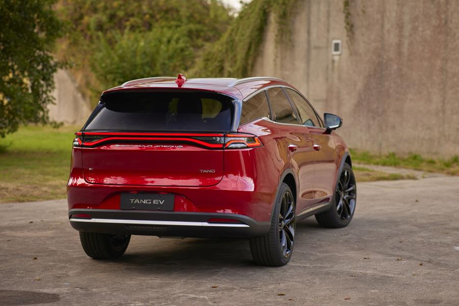 Rijtest BYD Tang EV 3