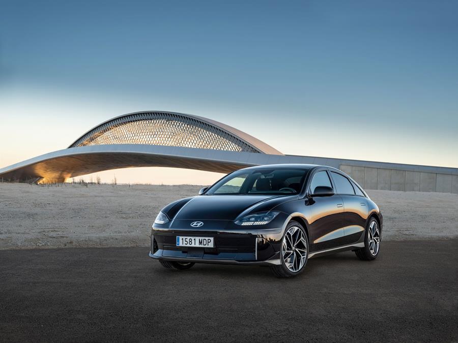 Rijtest Hyundai Ioniq 6 LR RWD