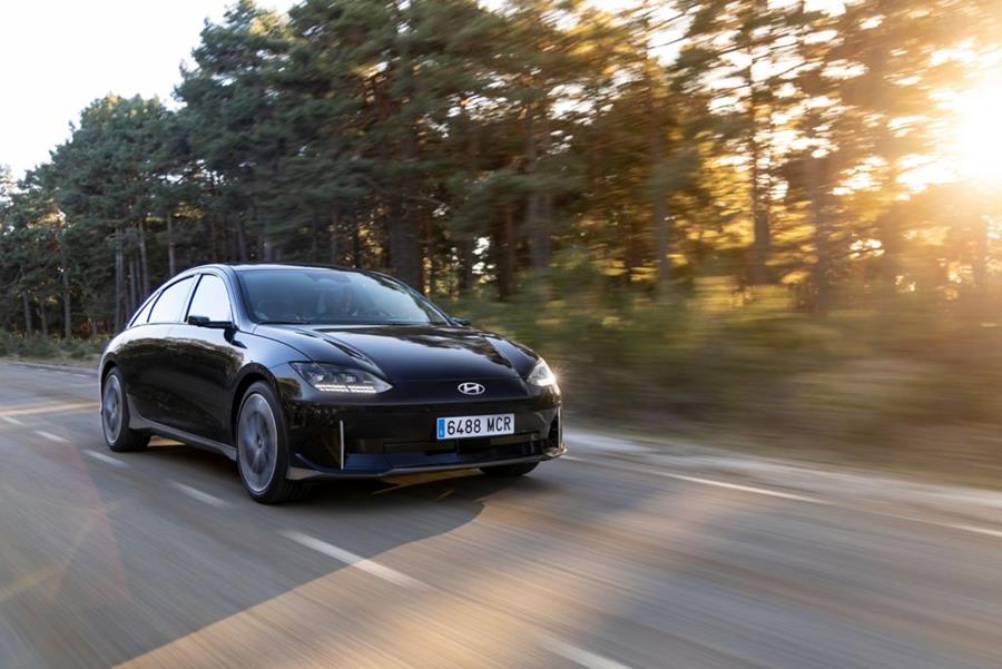Rijtest Hyundai Ioniq 6 LR RWD 1