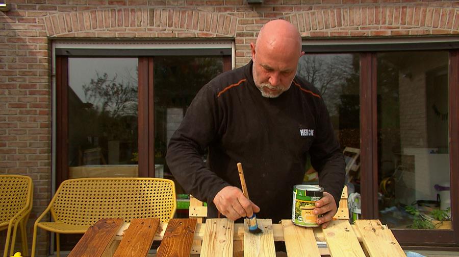 palletlounge beitsen 1