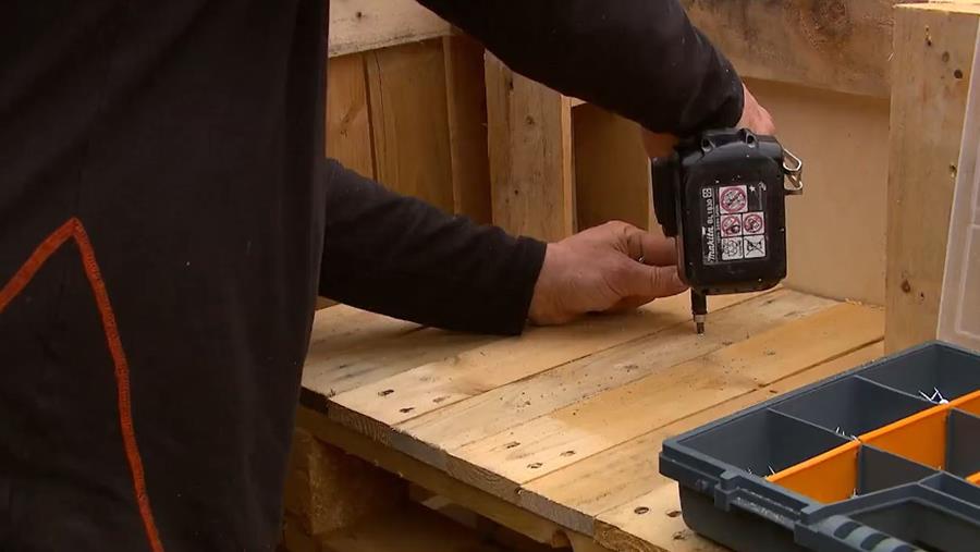 palletten tafel opvullen 1