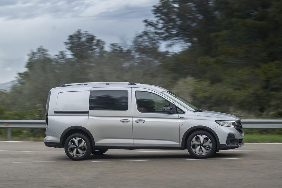 Transit_Connect_PHEV Flec cab
